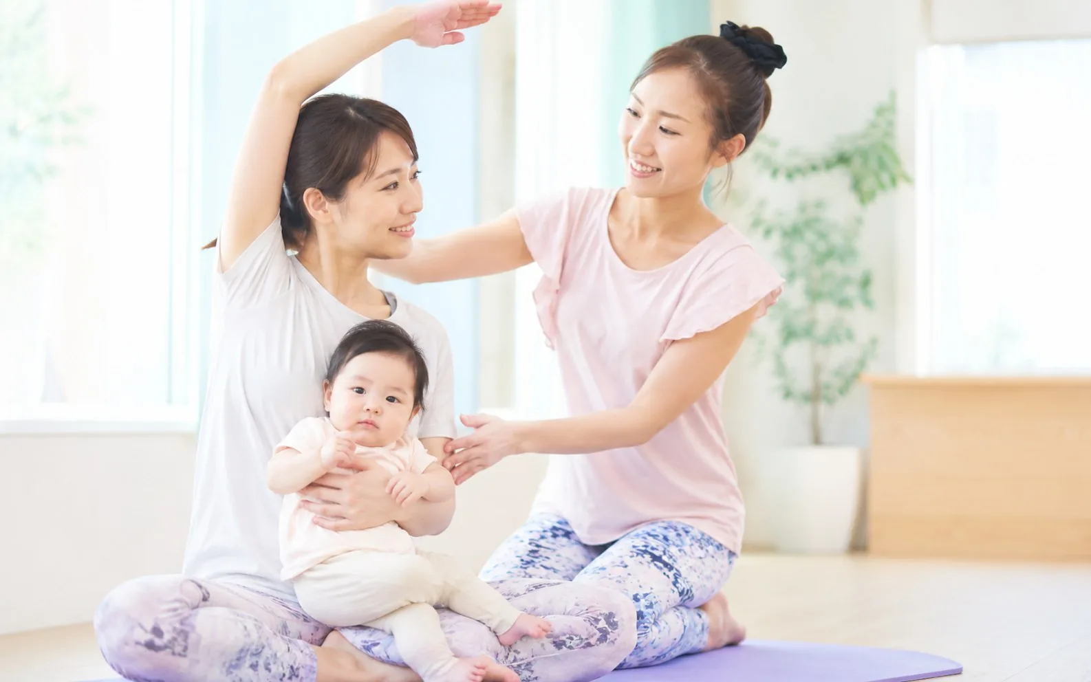 親子のふれあいと産後ママのサポート