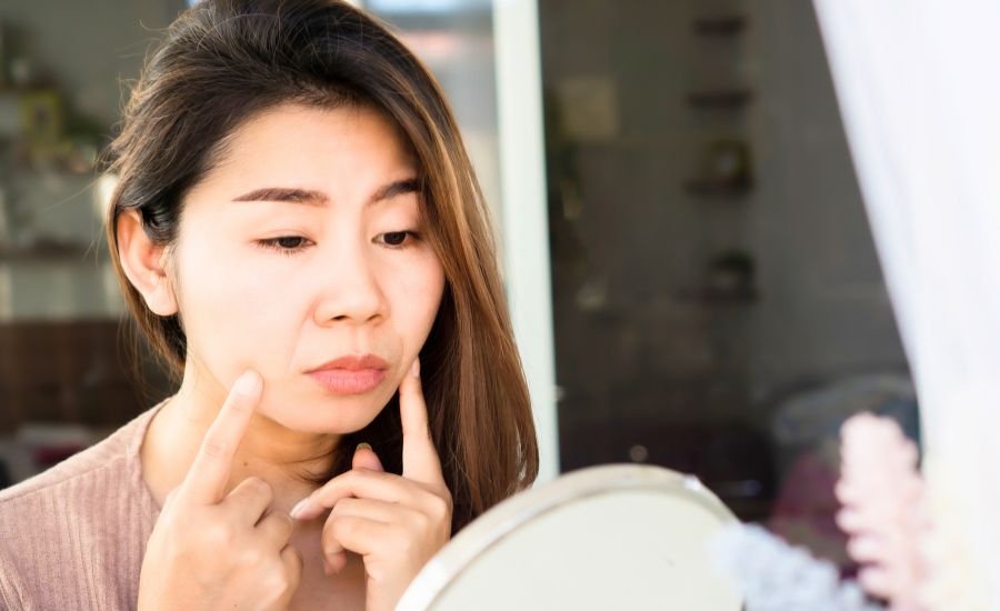40代から始める「ゆがみ老化」対策：肌・姿勢・表情…の画像