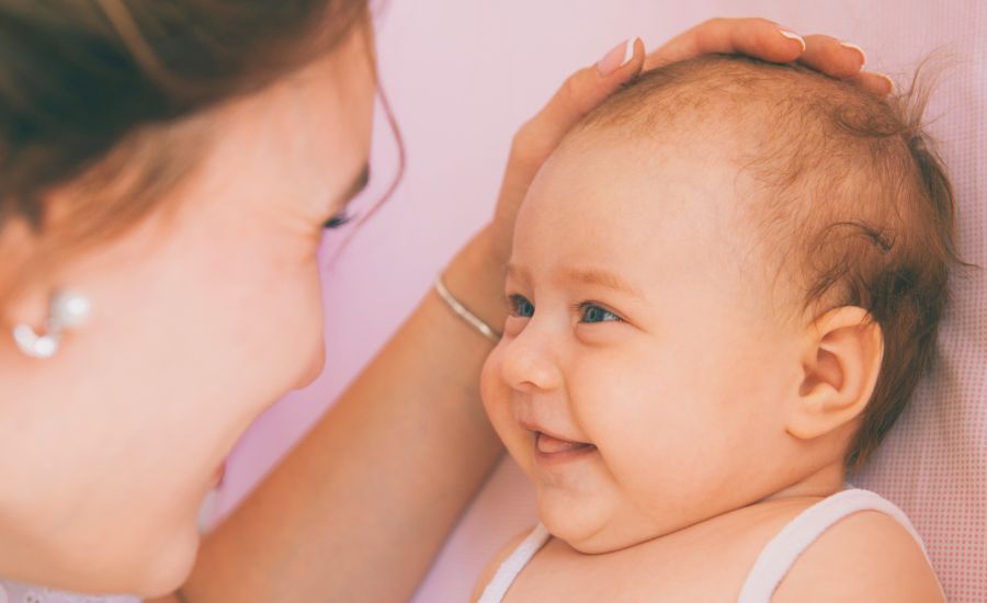 赤ちゃんの髪が薄い？抜ける？｜新生児～1歳までの髪…の画像