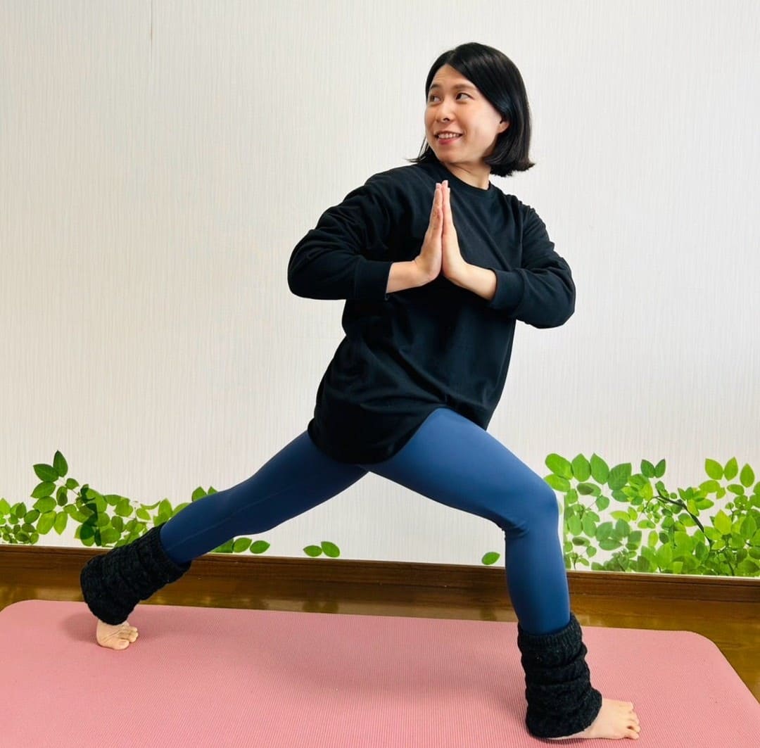長崎県長崎市「骨盤から整える!しなやか美脚と丸みヒップをつくるヨガメソッド」ヨガ資格