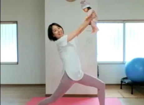 産後ヨガ