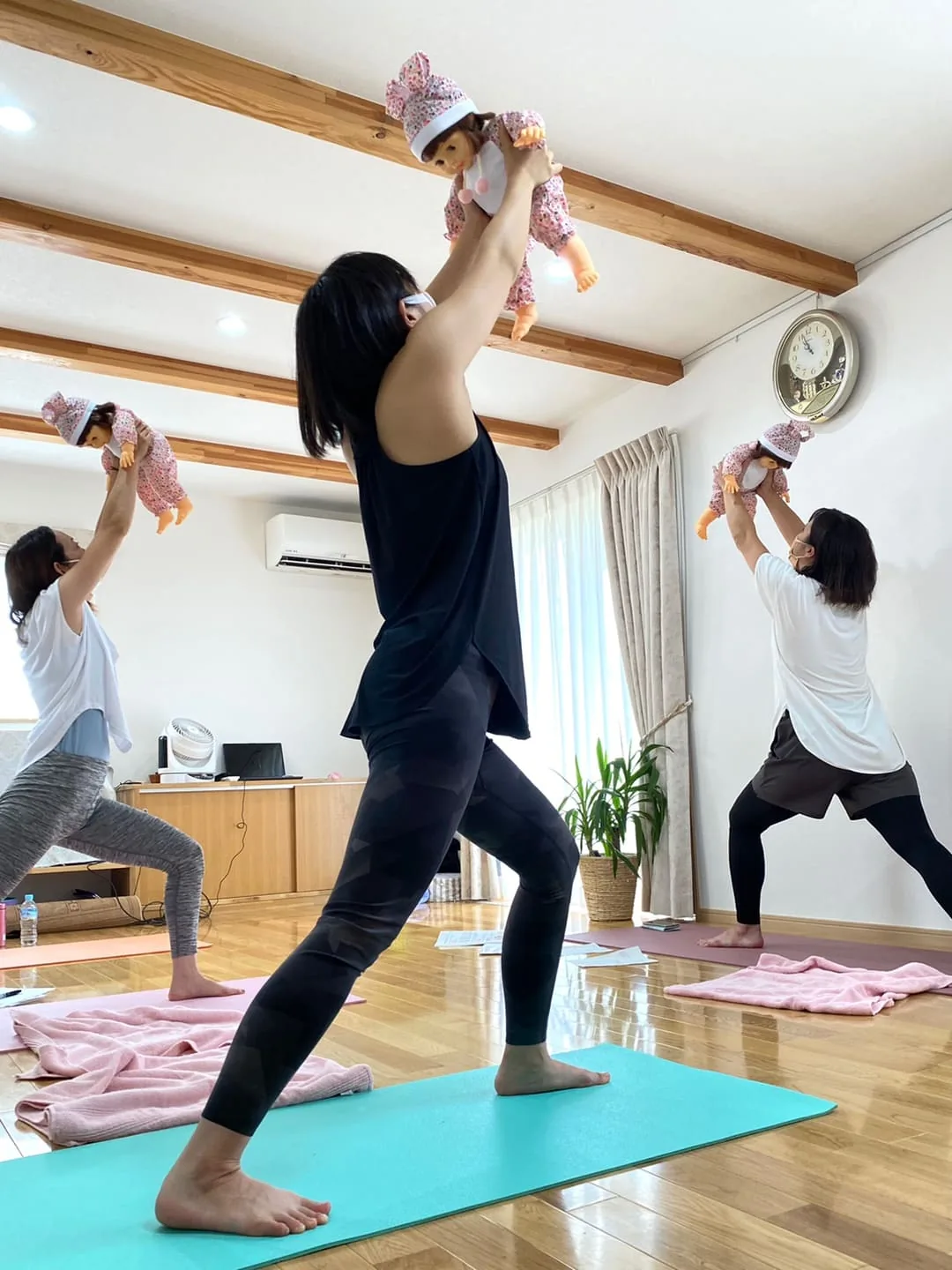 産後ヨガ