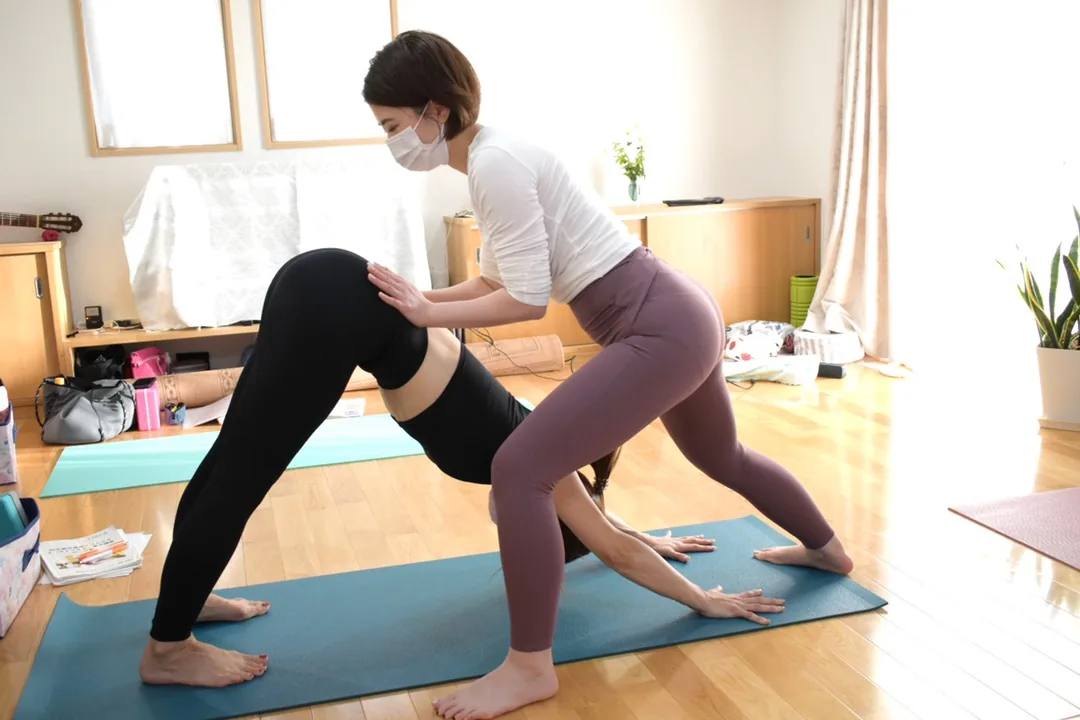 産後ヨガ