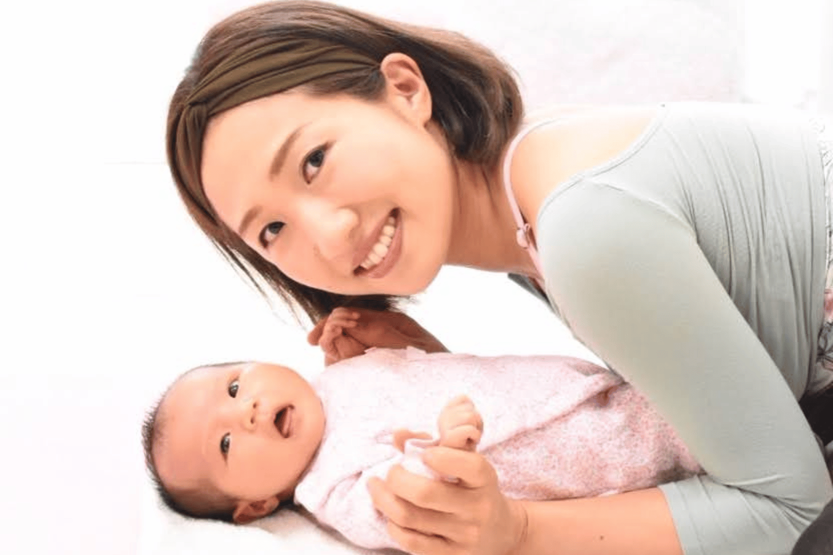 赤ちゃんとママ