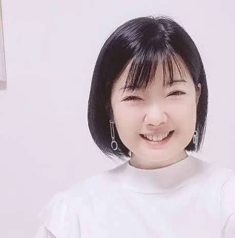 女性の笑顔