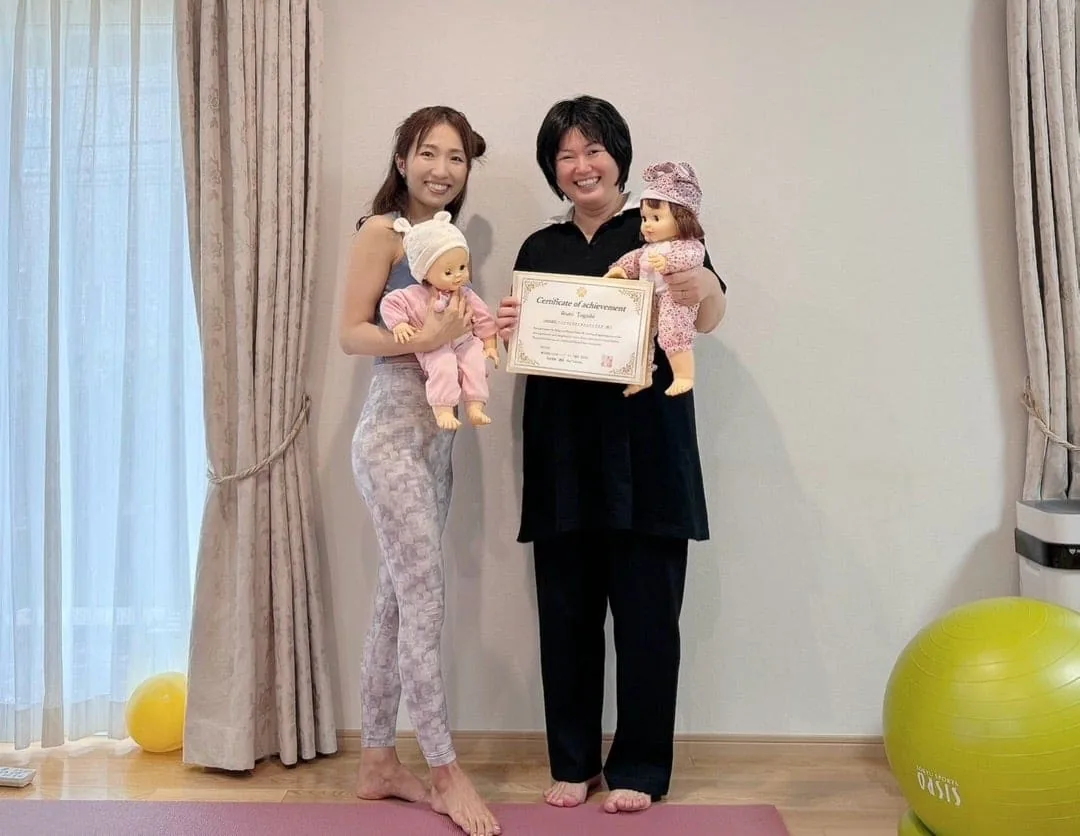 女性2人