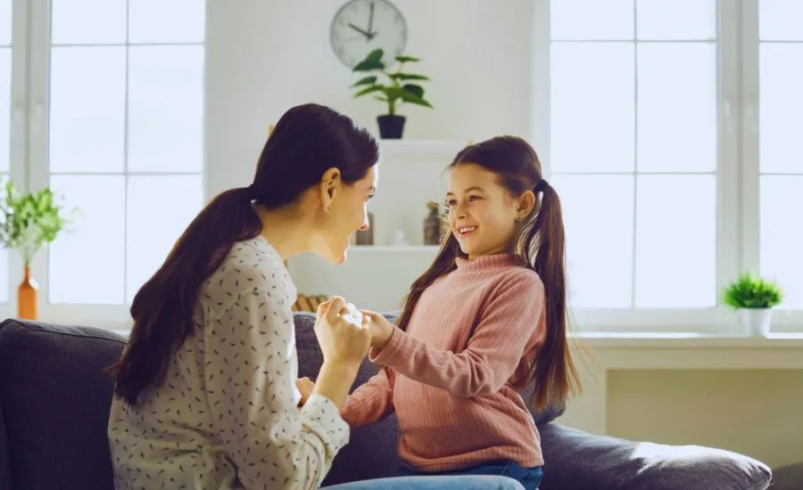 子どもに前向きな言葉をかける関わり