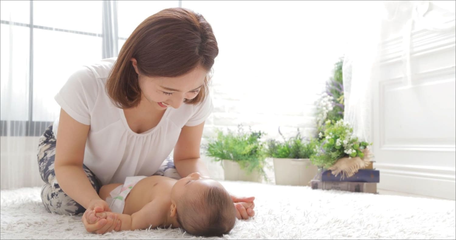 ママと赤ちゃんのふれあい
