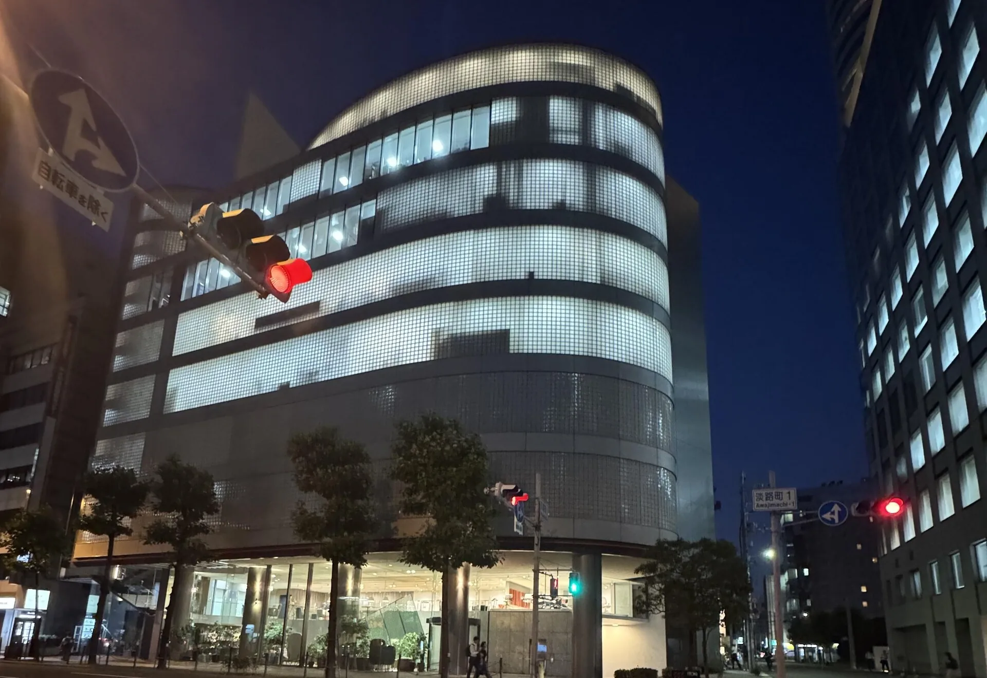 出張ヨガ