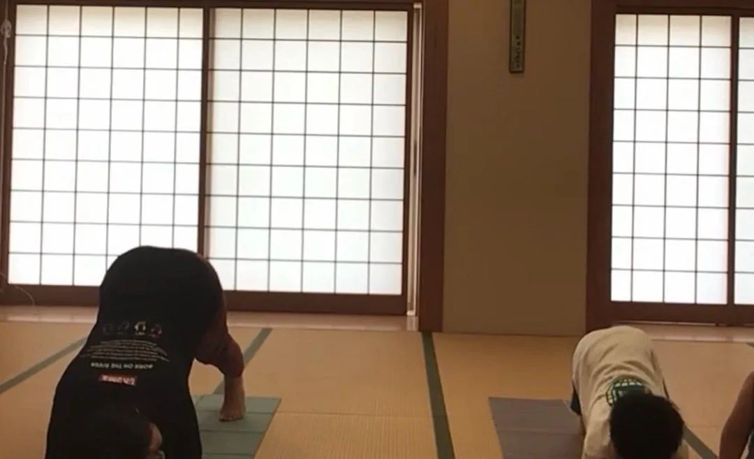 キッズヨガ