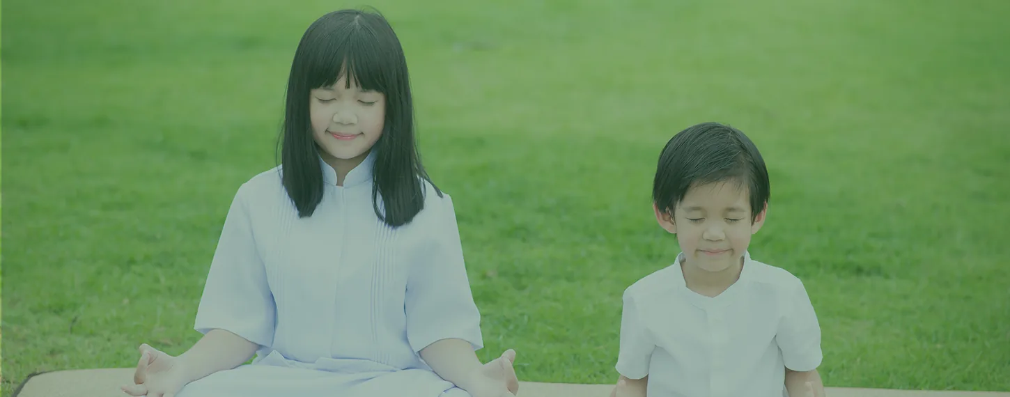キッズヨガで姿勢づくりを学ぶ子ども向けヨガイメージ