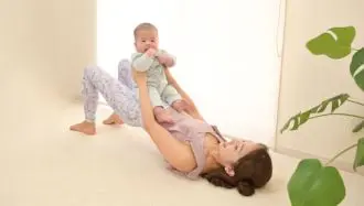 赤ちゃんとママ