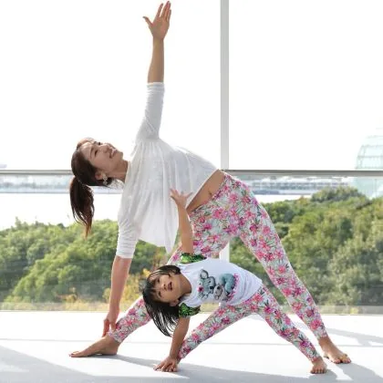 親子で楽しむリトルキッズヨガ
